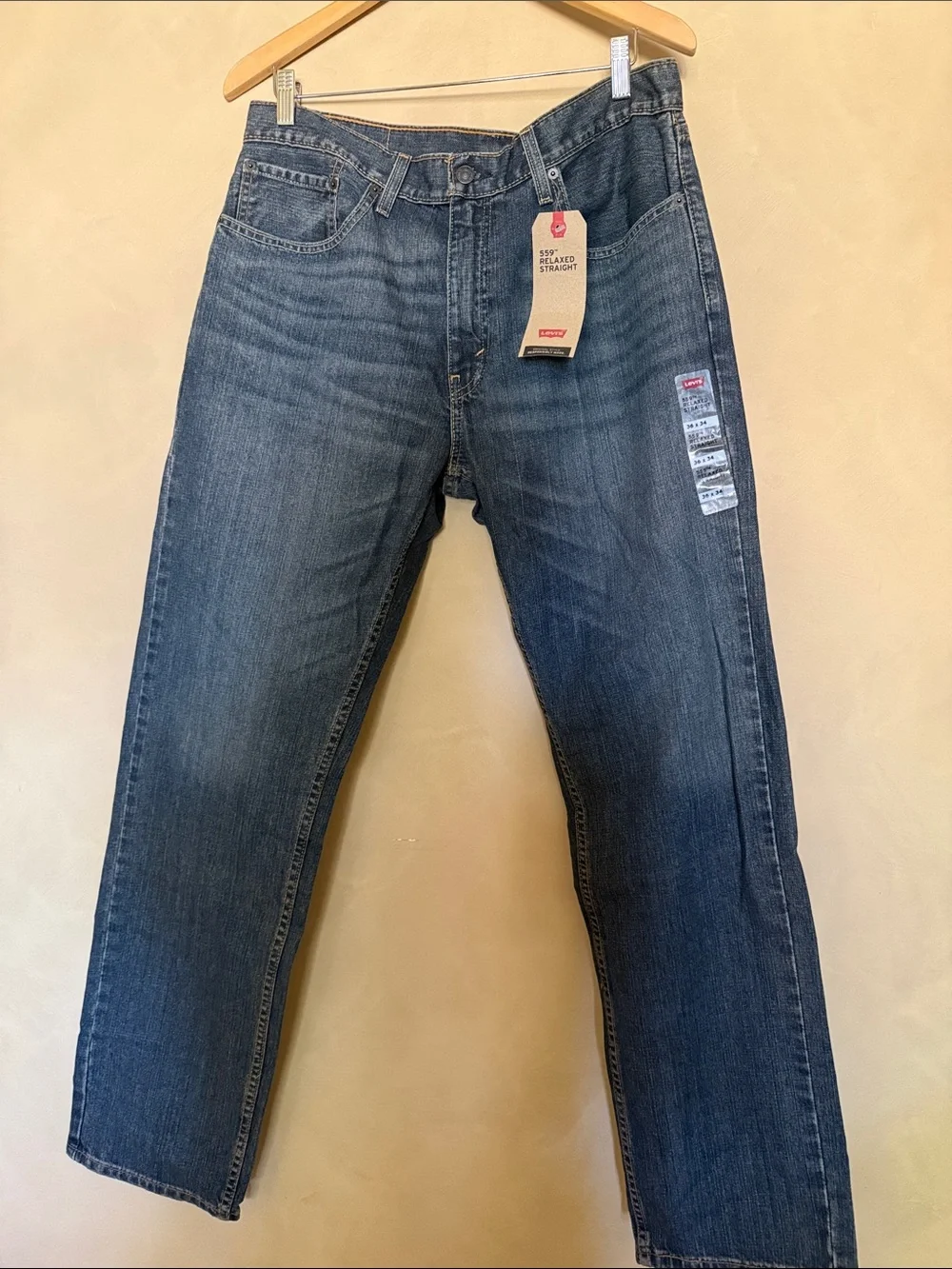 Men's Levi's 559 Relaxed Straight Jeans size 36 NWT
